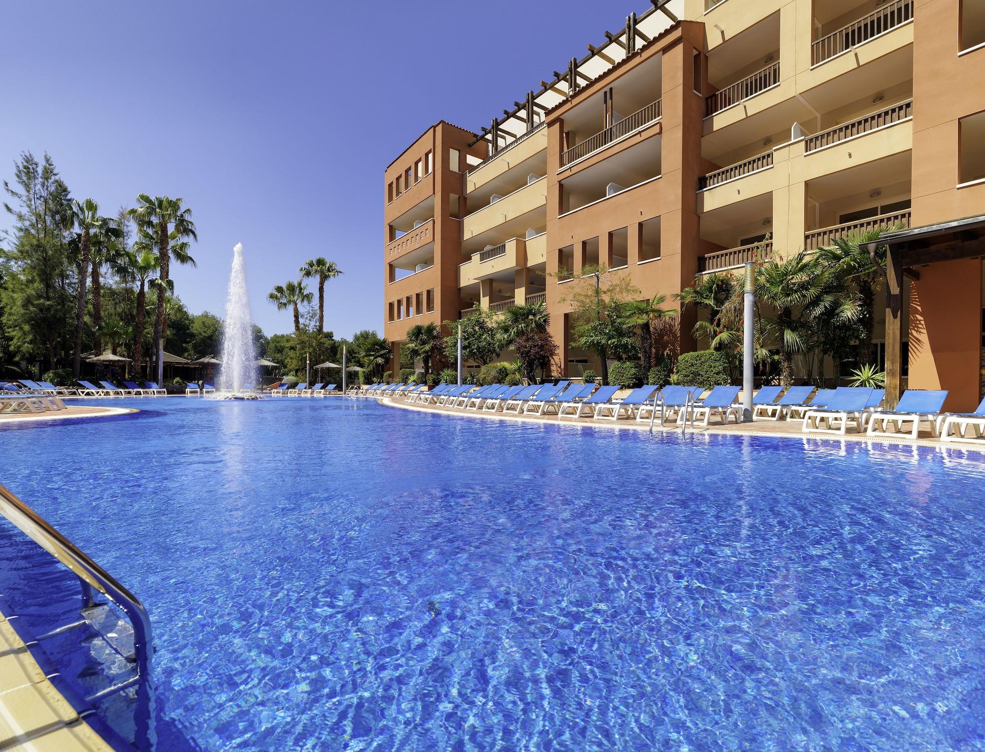 H10 Mediterranean Village Salou Eksteriør bilde