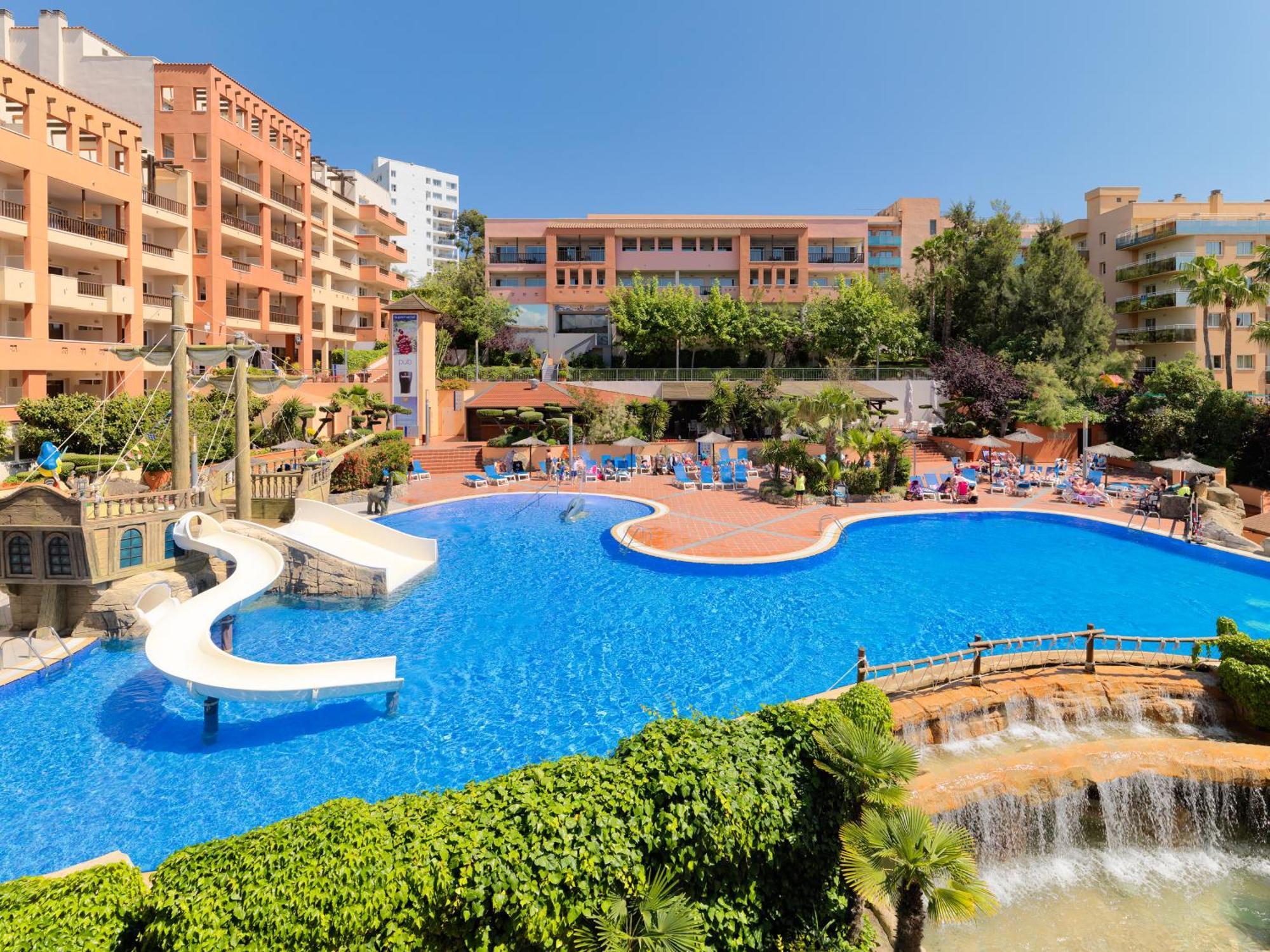 H10 Mediterranean Village Salou Eksteriør bilde